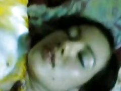 Malaio - awek baju kurung kuning