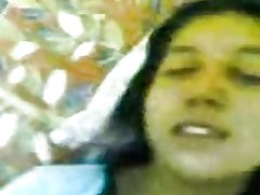 Malaio - anak mami baju biru